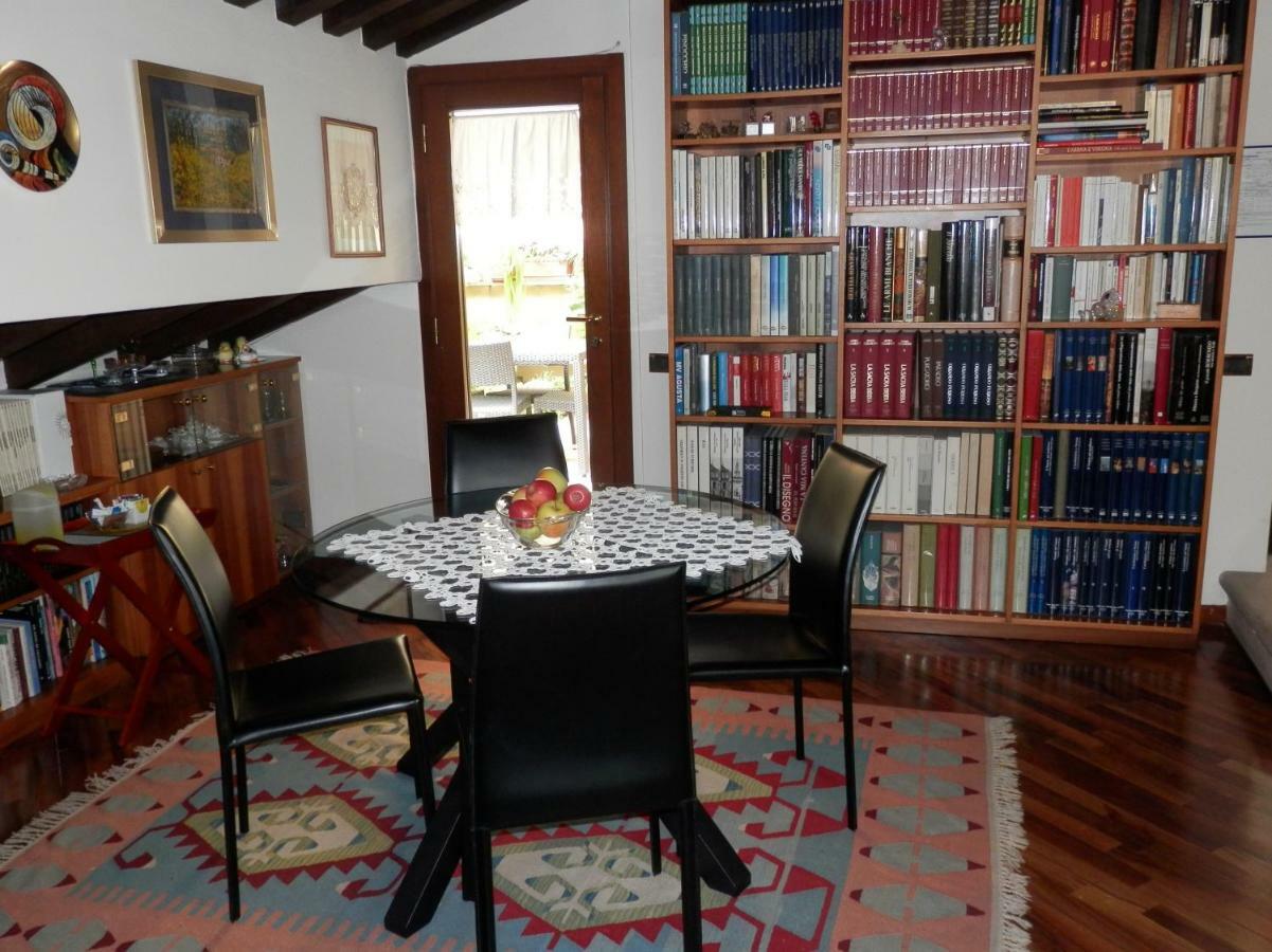 Casa Ferrari Appartamento Verona Sanificato Ozono Luaran gambar